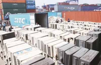 Phó Thủ tướng yêu cầu làm rõ vụ 213 container hàng quá cảnh ở cảng Cát Lái